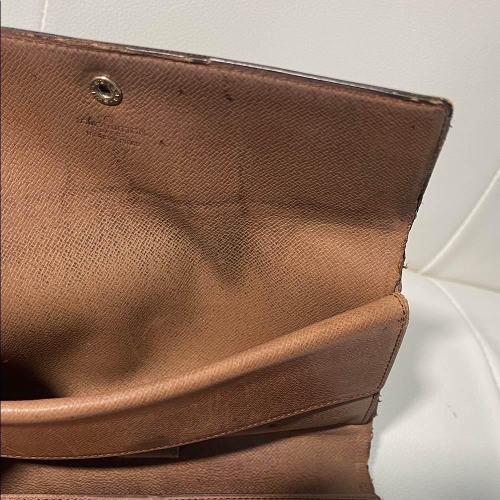 Authentic Louis Vuitton Monogram International Long Wallet - Picture 12 of 14